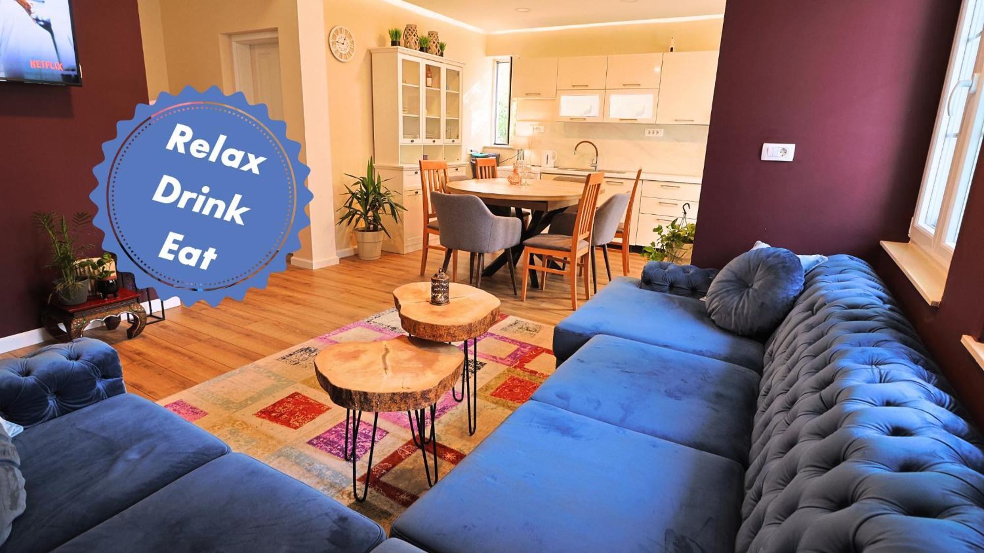 Central Single House With Parking-Top Location! Novalja Exteriör bild
