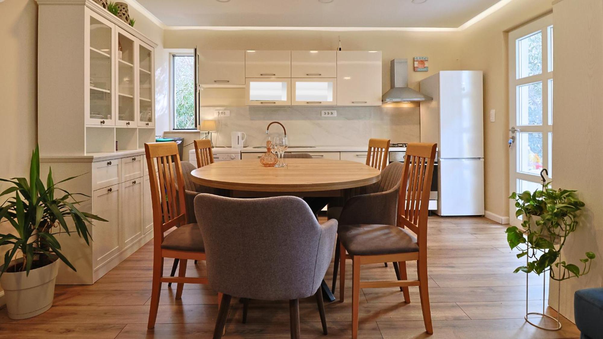 Central Single House With Parking-Top Location! Novalja Exteriör bild